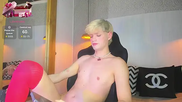 VladHellsing4 live sex cam