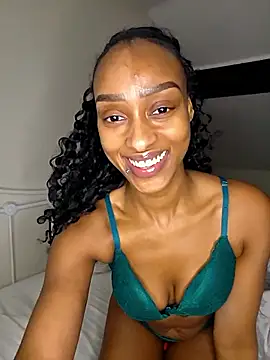 Hazel_Dollxx's cam snapshot