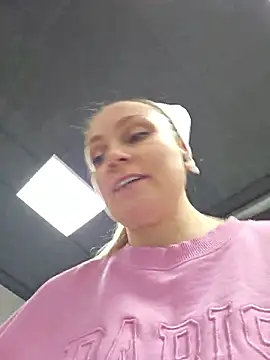 Bondgirl_013 live sex cam