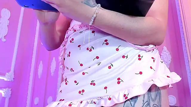 SaraPhine's cam snapshot