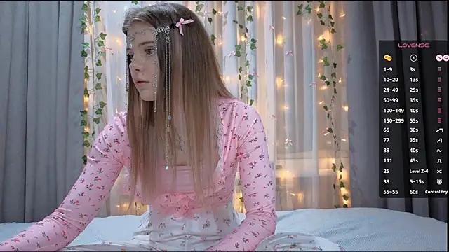 CarolinePepper live sex cam