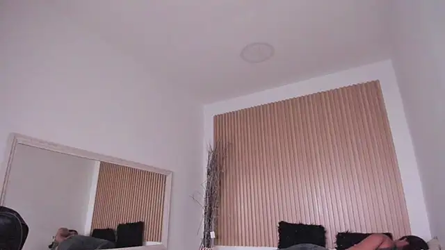 GenesisRuiz live sex cam