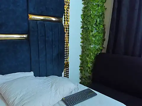 fulfill_fantasies1's cam snapshot