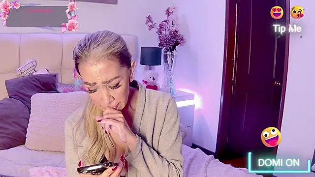 EvelinaGrey live sex cam