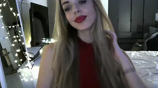 LizaSweetyq's cam snapshot