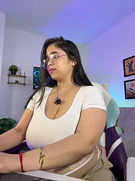 tati_reyess live sex cam