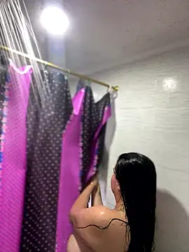 Devilsweet17 live sex cam