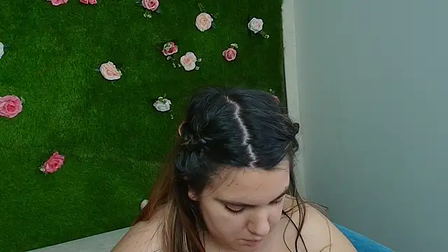 Huge_Titties_ live sex cam