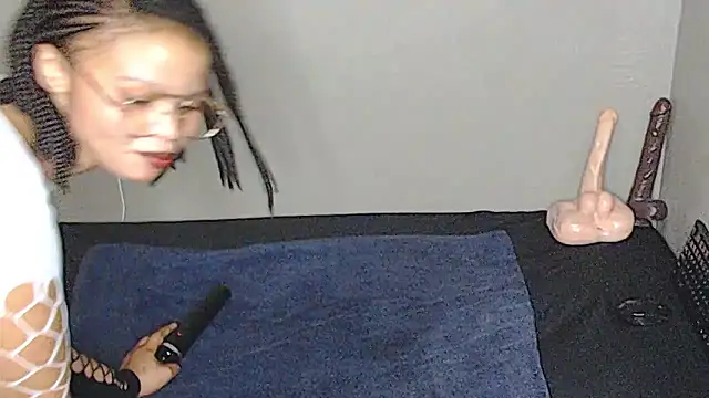 TrishahXo live sex cam