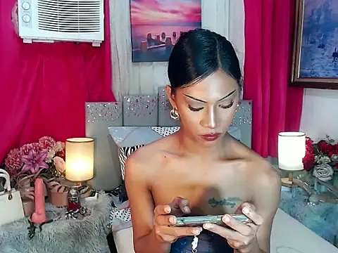 Tarah_MC_Collins live sex cam