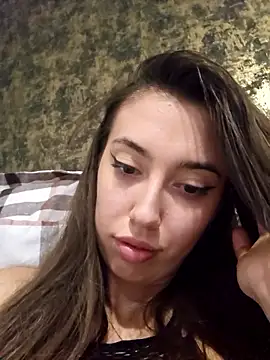 Virggin_Squirt live sex cam