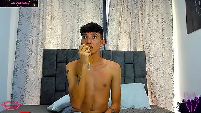 Maikol_Ortiz live sex cam