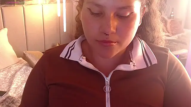 Lunea_kane's cam snapshot