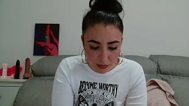 leilacam25 live sex cam