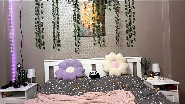 LlsabethHaze's cam snapshot