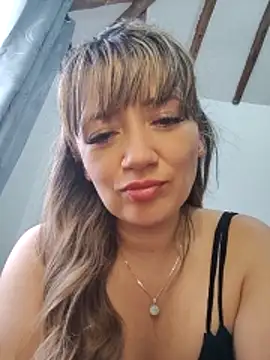 tata_sanz_'s cam snapshot