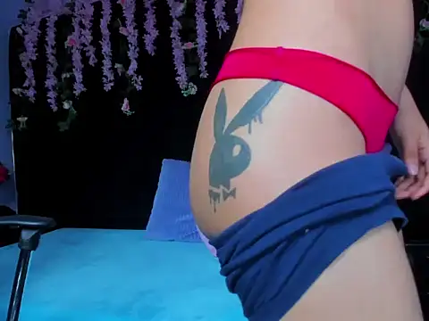 nicolfontana_'s cam snapshot