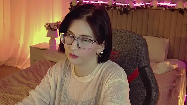 ElenaSomerhalder's cam snapshot