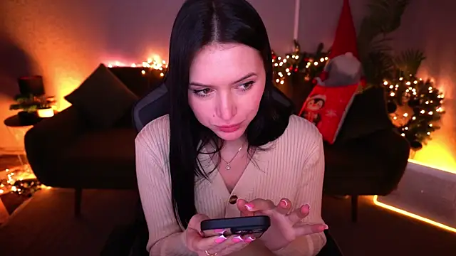 MilaSecrett live sex cam