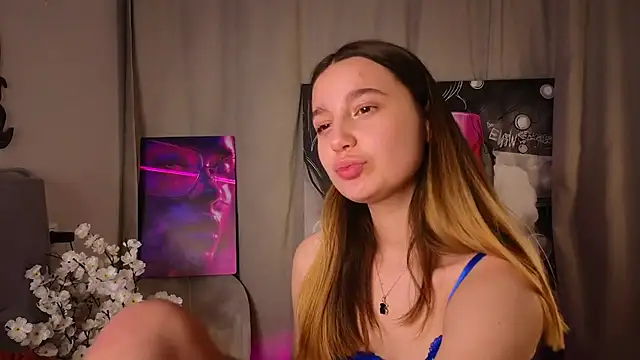 LauriePerez live sex cam