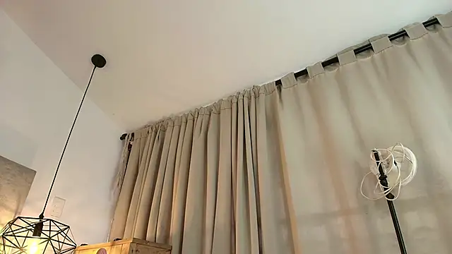 Zoe_Cuttee's cam snapshot