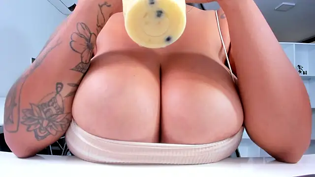 megan_bigboobs_ live sex cam