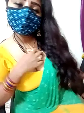 tamil_Vennila's cam snapshot