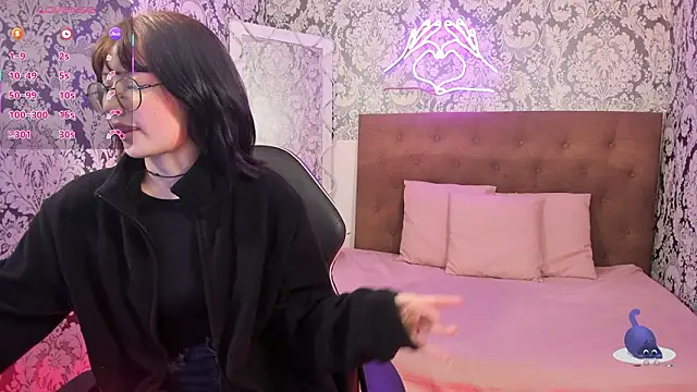 LEAH_TAY's cam snapshot