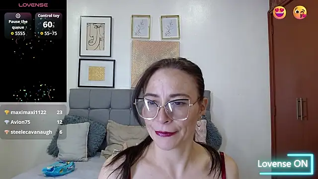 _naomi_s live sex cam