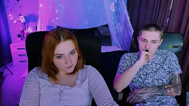 casey_meow_'s cam snapshot