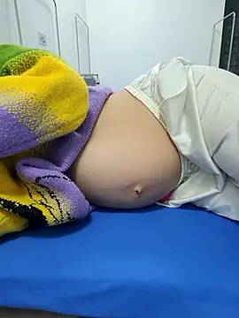 Single-momm22 live sex cam