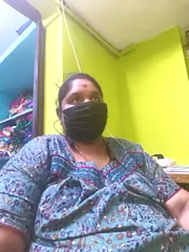 Villageanuty's cam snapshot