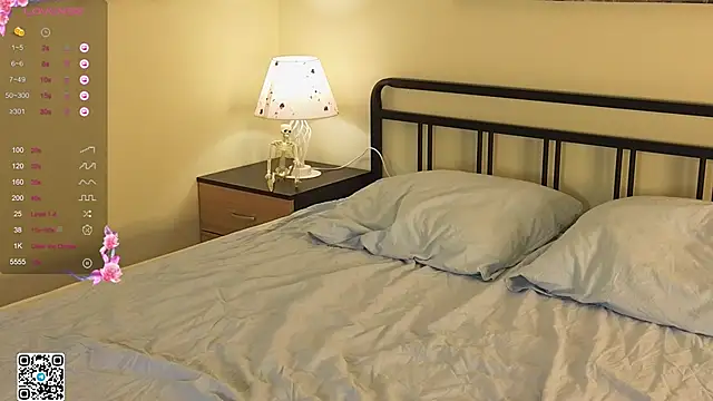 Bonnie_White's cam snapshot