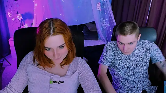 casey_meow_'s cam snapshot