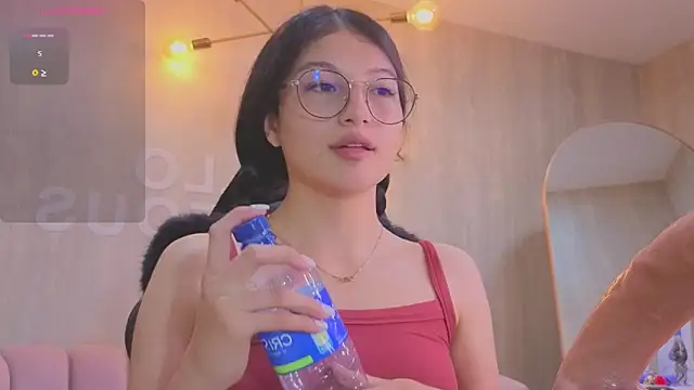 Evadeep_a's cam snapshot