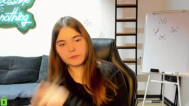 MiraaBloom's cam snapshot