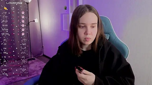 lunalyna's cam snapshot