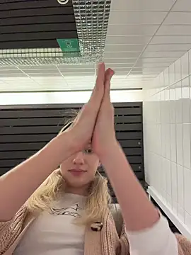 Lia__Love live sex cam