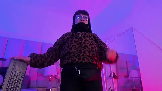 Violett_Sinclair's cam snapshot