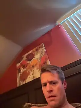 DILFiGuess1 live sex cam