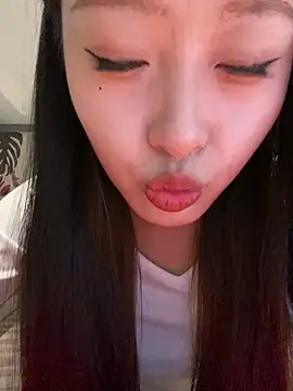 MengMeng0515 live sex cam