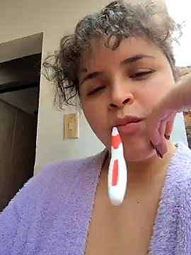 SeleneLuminari8 live sex cam