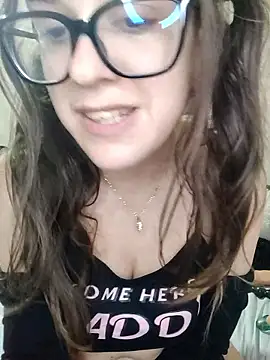 Miachan_LaGattinaVogliosa live sex cam