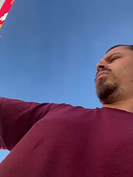 PuttieIn live sex cam