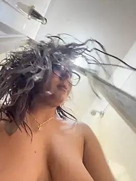 CherrySmirkXXX live sex cam