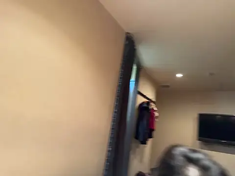 21yuri27 live sex cam