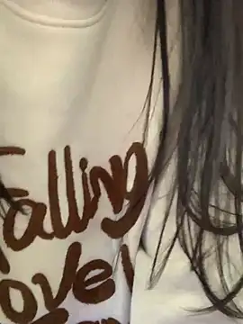 Jonlie18's cam snapshot