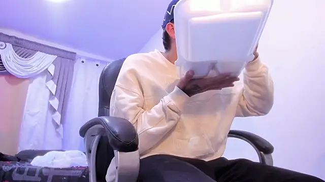 weesley_boy's cam snapshot