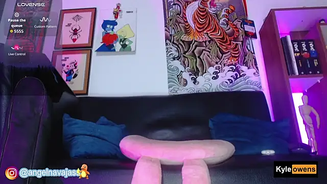 kyleowens_'s cam snapshot