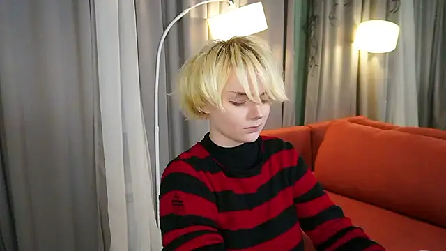 KellyKik's cam snapshot